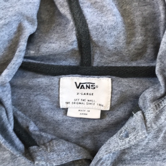 Grey and black long sleeve sweater - Picture 3 of 4